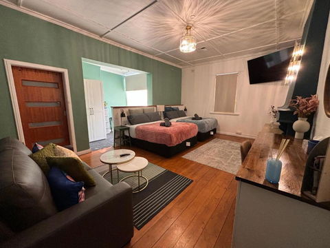 The 155 Ral Ral Avenue Stay - Accommodation Main Beach 2