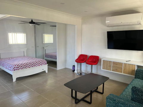 Sweet Home, Oakhurst - Accommodation Main Beach 3