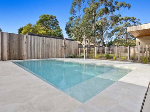 Terra House - Accommodation Main Beach 0