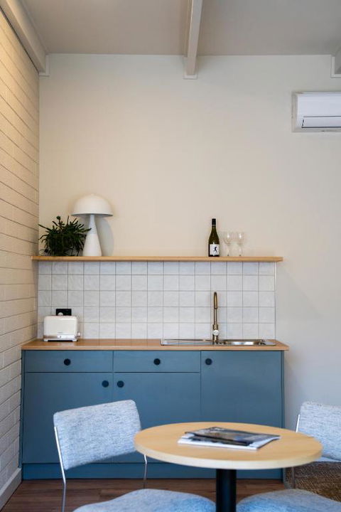 The Clovercrest Hotel Motel - Accommodation Main Beach 3