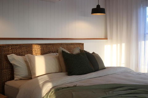 The Firebreak - Accommodation Main Beach 3