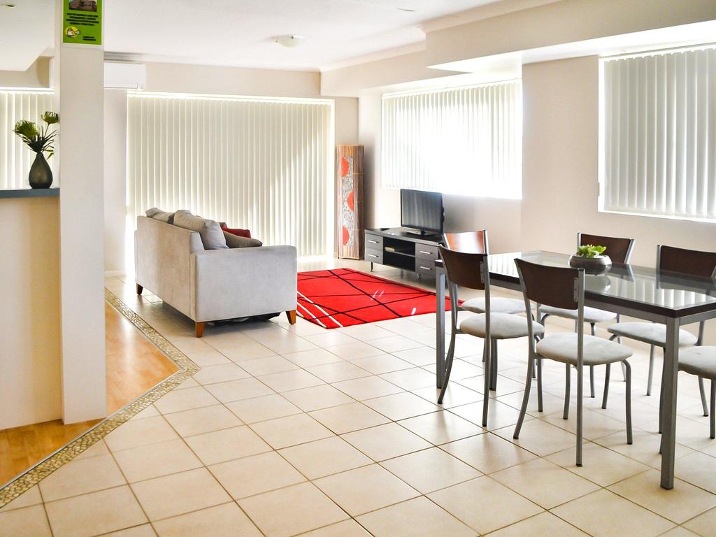 Tuncurry NSW Accommodation Main Beach