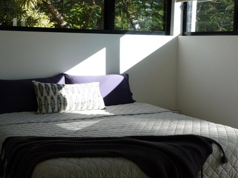 Beachside Lennox - Accommodation Main Beach 3