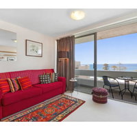 Beachside Paradise - Ocean Views Central Position - Accommodation Main Beach