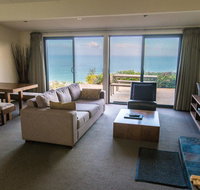 Beacon Point Ocean View Villas - Accommodation Main Beach