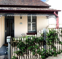 Beautiful modern historic home near Sydney harbour - Accommodation Main Beach