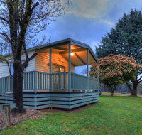 Beechworth Lake Sambell Caravan Park - Accommodation Main Beach