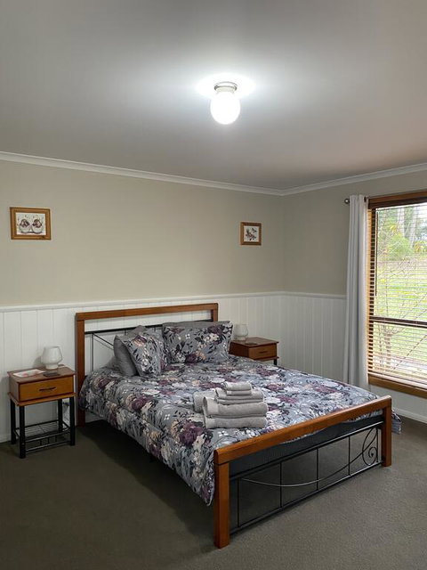 Belle's Bed & Breakfast - Accommodation Main Beach 2