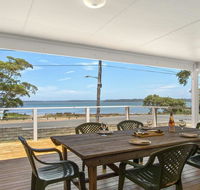 Bellevue - overlooking serene Lake Woolumboola - Accommodation Main Beach