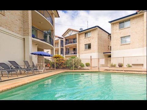 Bellissimo - Accommodation Main Beach 0