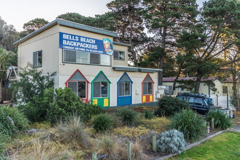 Bells Beach Backpackers - Accommodation Main Beach 0