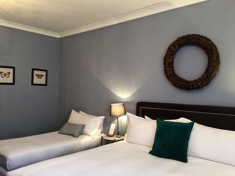 Berida Hotel - Accommodation Main Beach 2