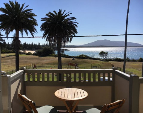 Bermagui Beach Hotel - Accommodation Main Beach 0