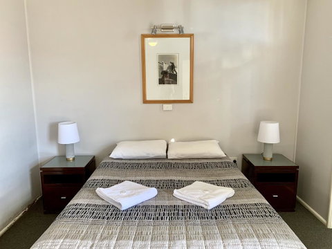Bermagui Beach Hotel - Accommodation Main Beach 3