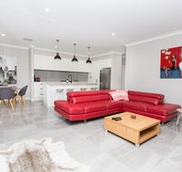 Best Central Wagga Townhouse - Accommodation Main Beach