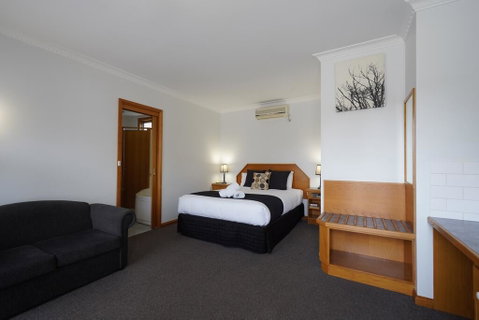 Best Westlander Motor Inn - Accommodation Main Beach 3