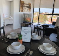 BHB Panoramic viewWifi NetflixFree Parking - Accommodation Main Beach