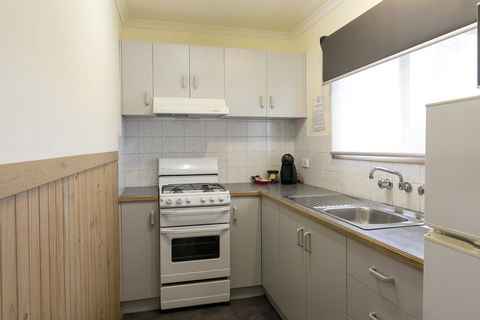 BIG4 Albury Tourist Park - Accommodation Main Beach 3