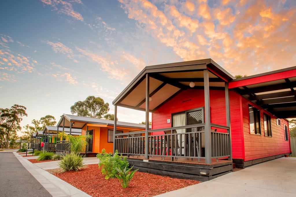 Junortoun VIC Accommodation Main Beach