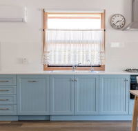 Bird In Hand Cottage Port Noarlunga - Accommodation Main Beach