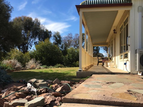 Black Jack Get-A-Way Magpies Nest - Accommodation Main Beach 1