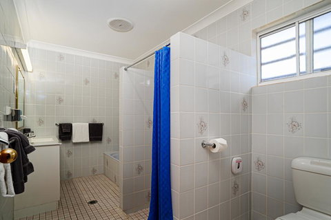 Blue Diamond Motor Inn - Accommodation Main Beach 2