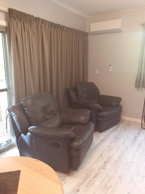 Bluegrass BnB - Accommodation Main Beach 1