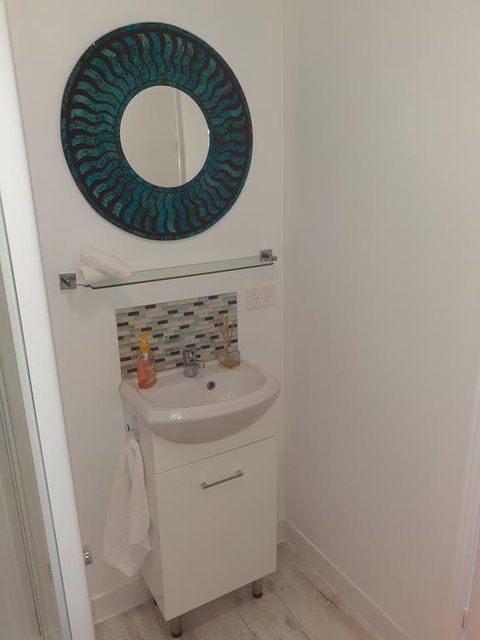 Bluegrass BnB - Accommodation Main Beach 3