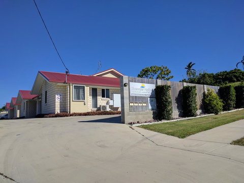 Bluewater Harbour Serviced Apartments - Accommodation Main Beach 0