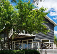 Boatshed House - Accommodation Main Beach