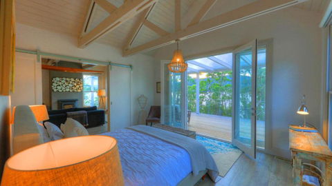 The Peninsula Experience - Accommodation Main Beach 3