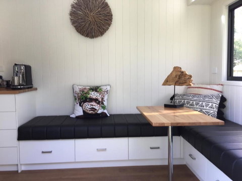 Tiny House - Accommodation Main Beach 1