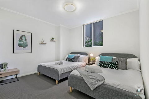 WARRICK FRAM 3 BEDS APT FREE PARKING WALK TO WESTFIELD CLOSE TO HOSPITAL NWF003 - Accommodation Main Beach 2