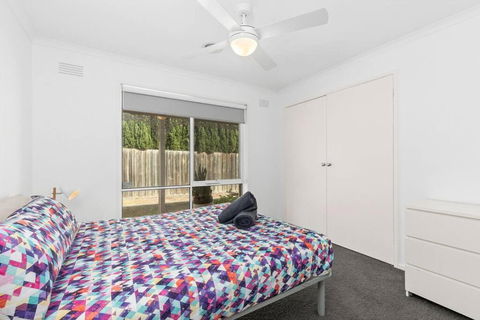 WATERFRONT - BAY VIEWS - Edgewater Springs - Accommodation Main Beach 3