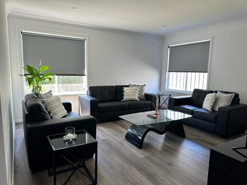 Xquisite - Accommodation Main Beach 1