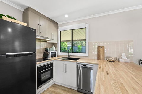 Yankavilla - Yankalilla - C21 SouthCoast Holidays - Accommodation Main Beach 2