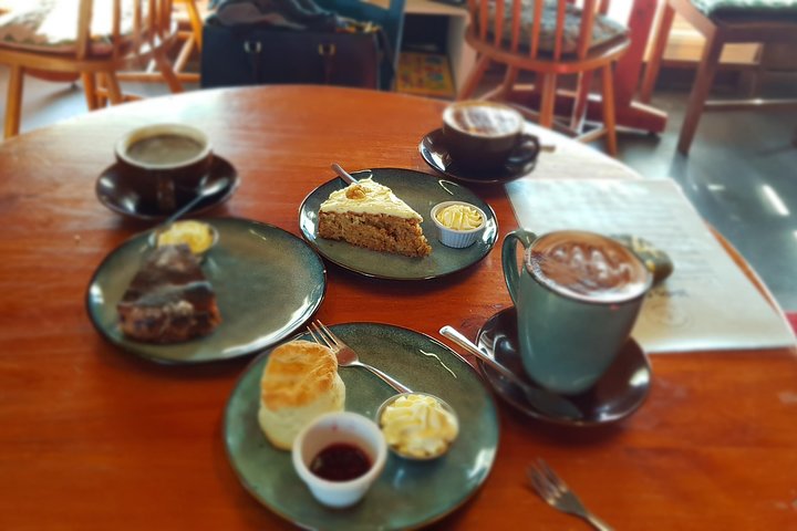  Accommodation Main Beach