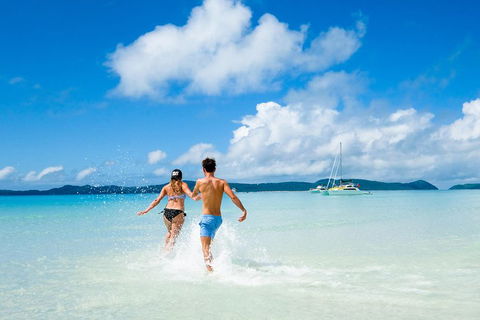 Whitehaven Beach And Hill Inlet Lookout Full-Day Snorkeling Cruise By High-Speed Catamaran - Accommodation Main Beach 4