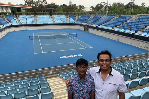 Melbourne Sports Experience + Free MCG Tour - Accommodation Main Beach 2