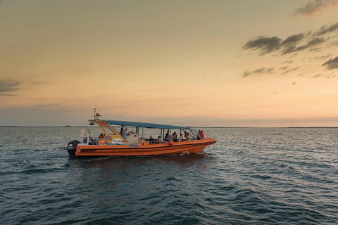 Darwin Sunset Cruise Including Fish 'n' Chips - Accommodation Main Beach 4