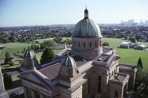 Melbourne City Tour: Lifestyle Of The Rich And Famous - Accommodation Main Beach 4