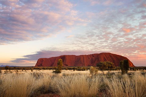 Uluru (Ayers Rock) Base And Sunset Half-Day Trip With Opt Outback BBQ Dinner - Accommodation Main Beach 3