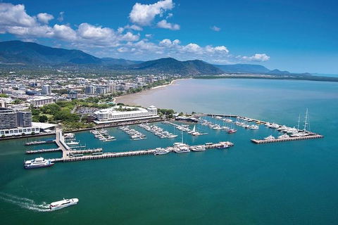 Cairns & Port Douglas All-Inclusive 7 Days Touring Package - Accommodation Main Beach 1