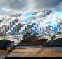 Highlights of Melbourne Cruise - Accommodation Main Beach