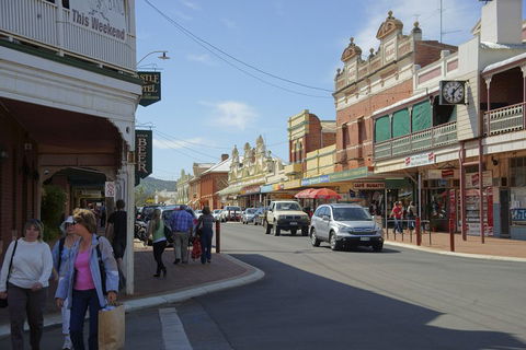 Wave Rock, York, Wildflowers, And Aboriginal Cultural Day Tour From Perth - Accommodation Main Beach 1