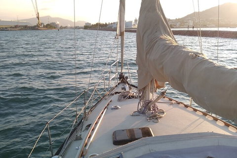 Townsville Small Group Sunset Sail Sailing Cruise Boat Tour Charter Hire - Accommodation Main Beach 4