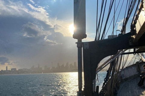 Sydney Harbour Tall Ship Twilight Dinner Cruise - Accommodation Main Beach 4