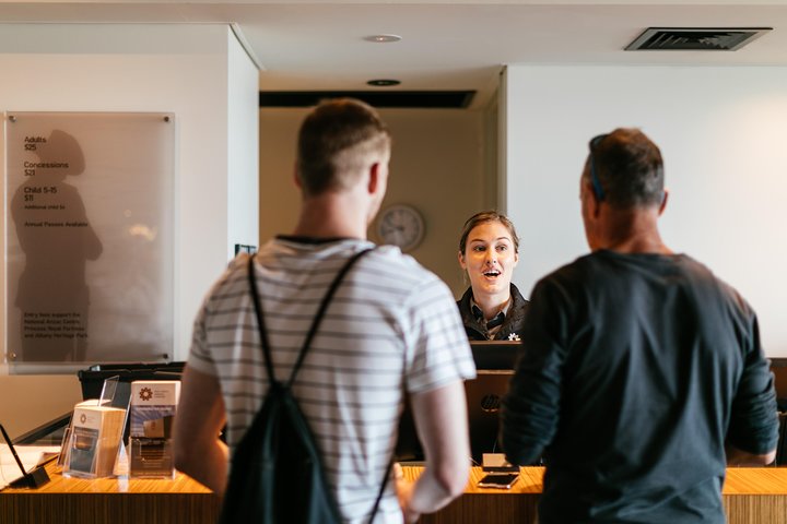  Accommodation Main Beach