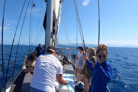 Ocean Free Green Island & Great Barrier Reef Snorkel Cruise, Cairns 25 Guests - Accommodation Main Beach 3