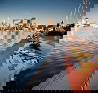 Melbourne Sunset Kayaking Experience with Dinner - Accommodation Main Beach